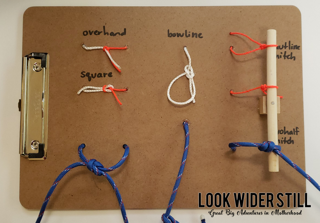 Learn to tie Knot Tying board with Rope